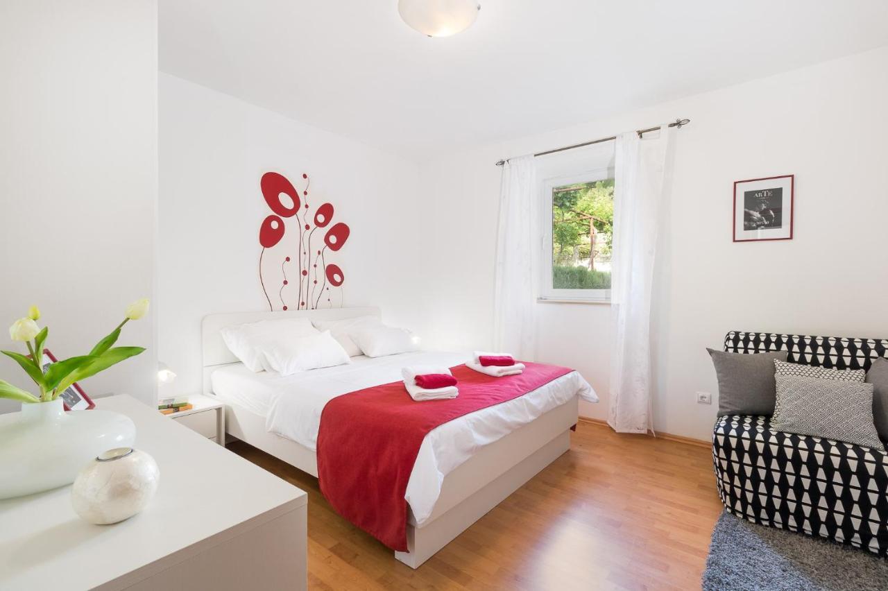 Lotea Apartment